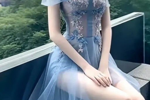 浪姐们祝福祖国曾沛慈却沉默网友扒其黑历史立场不容马虎