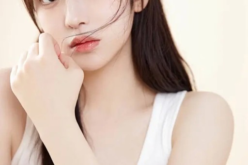 陪睡陪玩只是开胃菜！明星曝出的娱乐圈内幕尺度一个比一个大