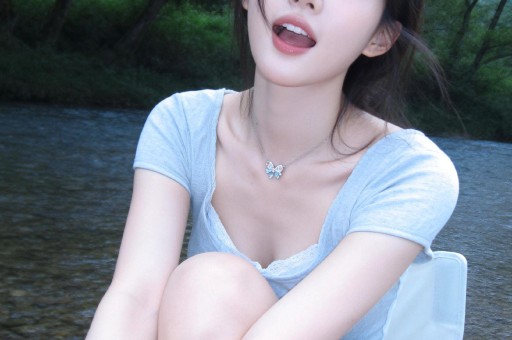 二字功夫巨星老婆出轨风波升级！网友再扒蛛丝马迹男小三引争议